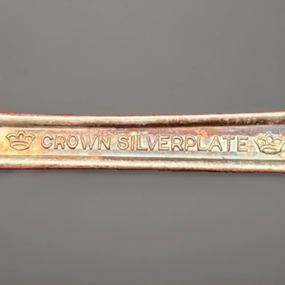 2 Vintage International Silver Radiance Meat Serving Fork Crown Silverplate 8.5